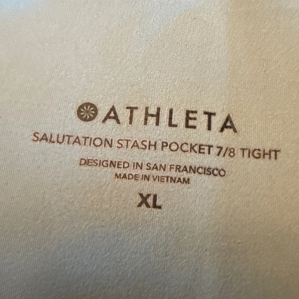 Athleta leggings XL Salutation Stash‎ pocket 7/8 tight green sage - Picture 3 of 11